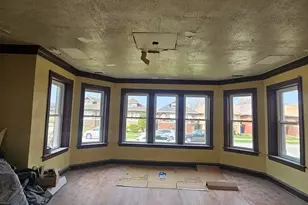9439 S Racine Ave, Chicago, IL 60620 - Photo 9
