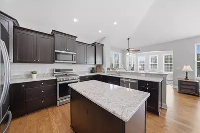 4055 Chesapeake Lane, Naperville, IL 60564 - Photo 15