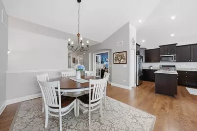 4055 Chesapeake Lane, Naperville, IL 60564 - Photo 7