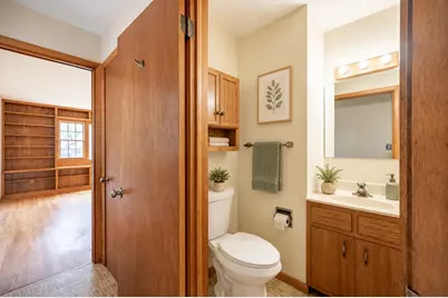 8 Candlewick Court, North Aurora, IL 60542 - Photo 11