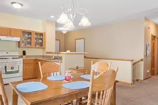 1307 Broadlawn Dr, Plainfield, IL 60586 - Photo 9