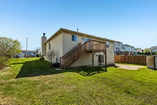 2708 W Lucia Ave, Waukegan, IL 60085 - Photo 25