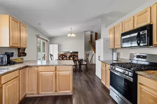 2731 Clines Ford Dr, Belvidere, IL 61008 - Photo 7