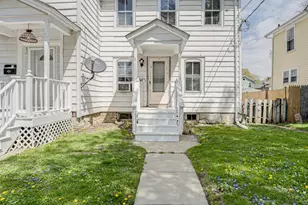 371 Cedar St, Aurora, IL 60506 - Photo 3