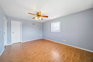 1421 Heather Dr, Aurora, IL 60506 - Photo 13