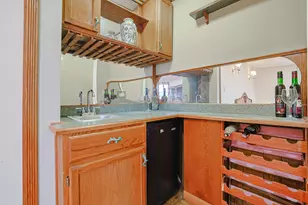 9714 Kedvale Ave, Skokie, IL 60076 - Photo 5
