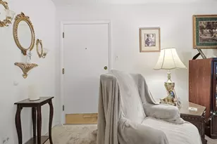 9610 Mason Ave, Oak Lawn, IL 60453 - Photo 3