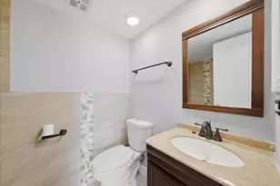 18205 Hart Dr, Homewood, IL 60430 - Photo 13