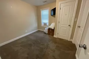 1708 E 84th Pl, Chicago, IL 60617 - Photo 7