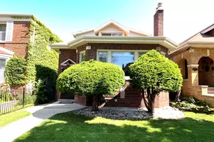 1708 E 84th Pl, Chicago, IL 60617 - Photo 1