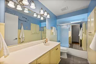 83 N Park Blvd, Glen Ellyn, IL 60137 - Photo 15