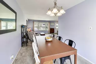 345 E View St, Lombard, IL 60148 - Photo 9