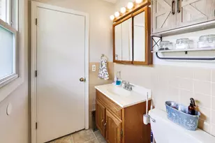 345 E View St, Lombard, IL 60148 - Photo 17