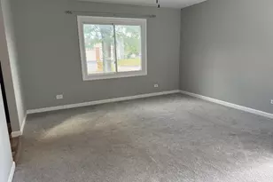 1742 Amherst Cir, Glendale Heights, IL 60139 - Photo 5