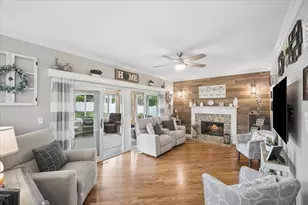 223 Shawnee Cir, Bartlett, IL 60103 - Photo 11