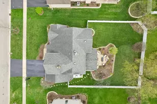 223 Shawnee Cir, Bartlett, IL 60103 - Photo 33