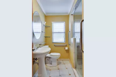 9055 S Luella Avenue, Chicago, IL 60617 - Photo 17