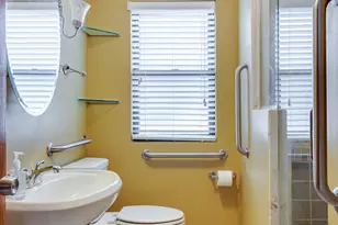 9055 S Luella Ave, Chicago, IL 60617 - Photo 17