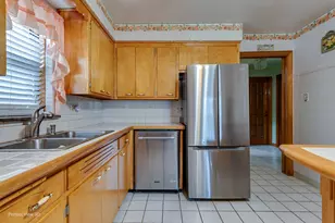 9055 S Luella Ave, Chicago, IL 60617 - Photo 11