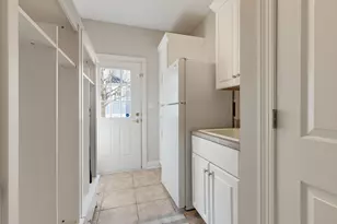 148 Jane Ct, Clarendon Hills, IL 60514 - Photo 23