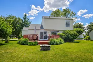 1143 Woodlake Dr, Carol Stream, IL 60188 - Photo 15
