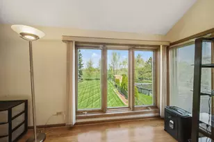 1254 Golf View Dr, Woodridge, IL 60517 - Photo 19