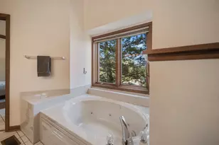 1254 Golf View Dr, Woodridge, IL 60517 - Photo 23