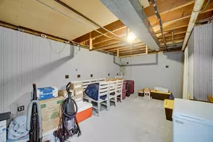 611 Kendall Ct, Schaumburg, IL 60194 - Photo 23