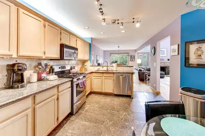 723 N Walden Drive, Palatine, IL 60067 - Photo 11