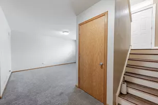 9409 Georgetown Square, Orland Park, IL 60467 - Photo 25