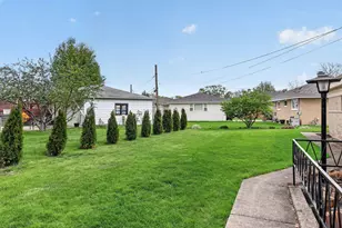 10681 Newbury St, Westchester, IL 60154 - Photo 25