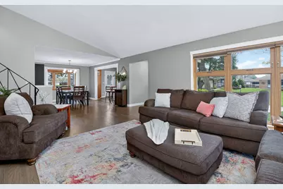 10681 Newbury Street, Westchester, IL 60154 - Photo 5