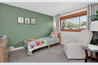 10681 Newbury Street, Westchester, IL 60154 - Photo 17