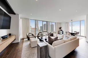 363 E Wacker Dr, Chicago, IL 60601 - Photo 5