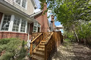 122 E Knighton Pl, Elmhurst, IL 60126 - Photo 25