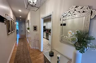 122 E Knighton Pl, Elmhurst, IL 60126 - Photo 5