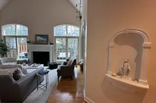 122 E Knighton Pl, Elmhurst, IL 60126 - Photo 13