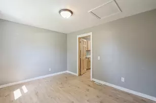 201 5th St, Colona, IL 61241 - Photo 11