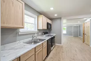 201 5th St, Colona, IL 61241 - Photo 7
