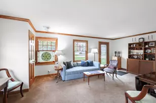 29 W Goebel Dr, Lombard, IL 60148 - Photo 5
