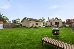 29 W Goebel Dr, Lombard, IL 60148 - Photo 25