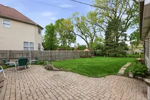 29 W Goebel Dr, Lombard, IL 60148 - Photo 23