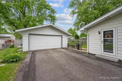 34W912 Clyde Parkway, Saint Charles, IL 60174 - Photo 19