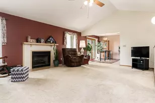 6159 Upper Ridge Way, Roscoe, IL 61073 - Photo 11