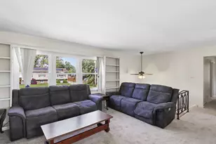 7901 Iroquois Ct, Woodridge, IL 60517 - Photo 7