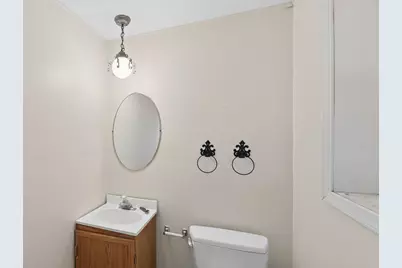 7901 Iroquois Court, Woodridge, IL 60517 - Photo 17