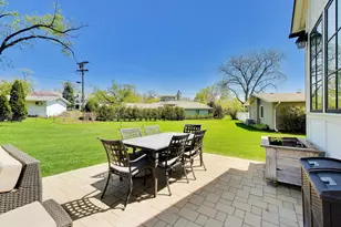 5557 S Stough St, Hinsdale, IL 60521 - Photo 59