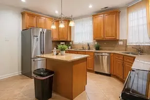 5138 S Kenwood St, Chicago, IL 60615 - Photo 3