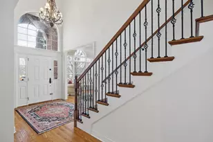 824 Megan Ct, Westmont, IL 60559 - Photo 9