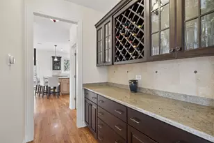 824 Megan Ct, Westmont, IL 60559 - Photo 5